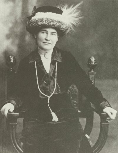 Willa Cather, ok. 1910 r. (rycina) autorstwa American School