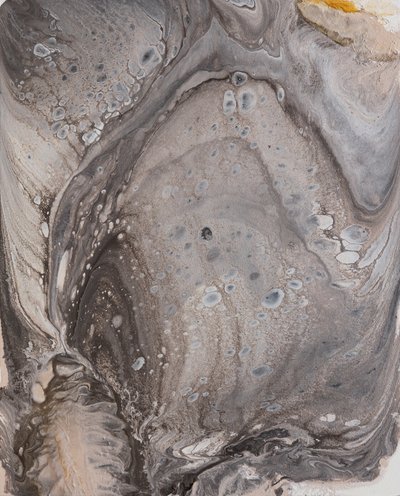 Płynny marmur w kolorze złotym autorstwa Anastasiya Devochkina