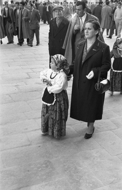 KARNAWAŁOWY SPACER W CROTONE, Crotone autorstwa Ando Gilardi