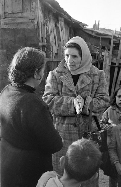 CROTONE - NAJNOWSZE AKTUALIZACJE MIĘDZY KOBIETAMI autorstwa Ando Gilardi