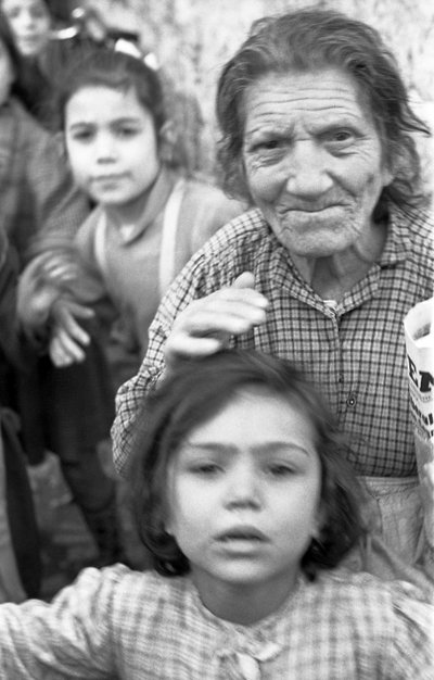 MACIARA DZIECI W CROTONE, autorstwa Ando Gilardi