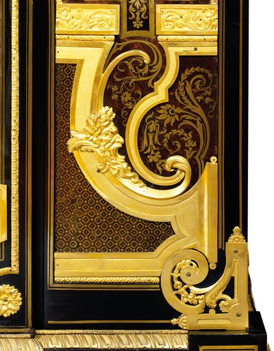 Petit Armoise Ludwika XIV, ok. 1700-10 (ormolu, mosiądz, szylkret, heban i intarsja) autorstwa Andre Charles (attr. to) Boulle