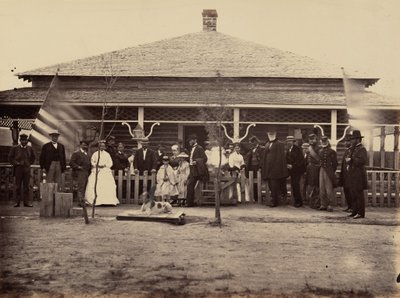 Płyta 11. Generał Grant i grupa w forcie Sanders, 1869 r. (zdjęcie) autorstwa Andrew Joseph Russell