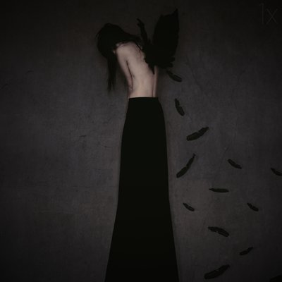 Smutna skrzydlata kobieta autorstwa Anja Matko