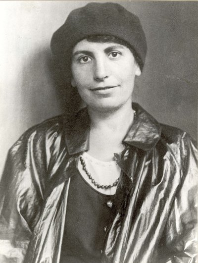 Anna Freud - Anonimowy. Fotografia autorstwa Anonymous Anonymous