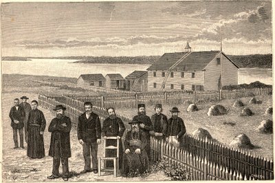 Biskup Isidore Clut (1832-1903), RP Le Corre i inni członkowie Misji Providence w Athabasce Mackenzie (Athabaska-Mackenzie) w Kanadzie pod koniec XIX wieku. Grawer w „Les Missions Catholiques au XIXeme Siecle” Louis-Eugene (Lou autorstwa Anonymous Anonymous