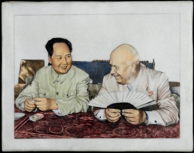 Nikita Chrouchtchev (1894-1971) i Mao Zedong (Tse-Toung, Tse Toung) (1893-1976) - Nikita Chruszczow i Mao Zedong - Anonim. Porcelana, dekoracja poszkliwna, początek lat 60. XX wieku. Prywatna kolekcja autorstwa Anonymous Anonymous