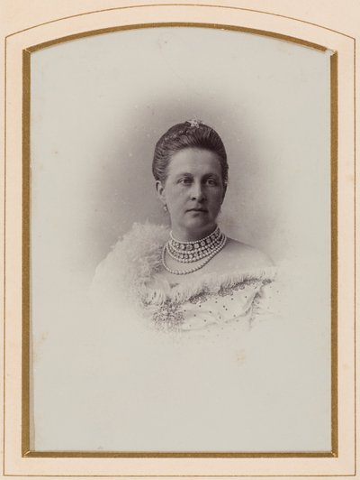 Olga Constantinovna de Russie, reine des Hellenes - Portret wielkiej księżnej Olgi Constantinovna Rosji (1851-1926), Anonim . Zdjęcie albuminy. Prywatna kolekcja autorstwa Anonymous Anonymous