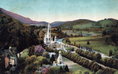 Przegląd Bazyliki i Kalwarii w Lourdes - Hautes Pyrenees (65) około 1900 r. autorstwa Anonymous Anonymous