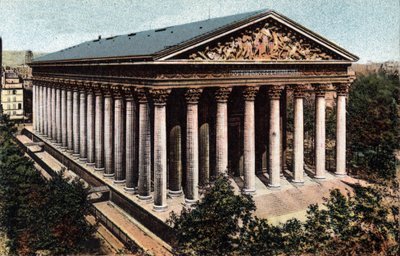 Paryż: widok zewnętrzny kościoła Madeleine zaprojektowany przez architekta Pierre Alexandre Vignon (1763-1828). Zdjęcie z 1920 roku w „Albumie Artystycznym” miasta Paryża. Prywatna kolekcja. autorstwa Anonymous Anonymous