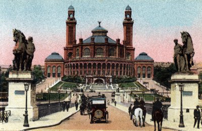 Paryż: zewnętrzny widok na Palais du Trocadero i most Iena. Zdjęcie z 1920 roku w „Albumie Artystycznym” miasta Paryża. Prywatna kolekcja. autorstwa Anonymous Anonymous