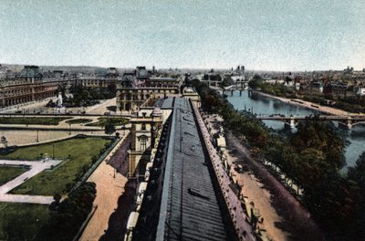 Paryż: panorama w kierunku Luwru. La Seine i Cathedrale Notre Dame (Notre-Dame), po prawej stronie. Zdjęcie z 1920 roku w „Albumie Artystycznym” miasta Paryża. Prywatna kolekcja. autorstwa Anonymous Anonymous
