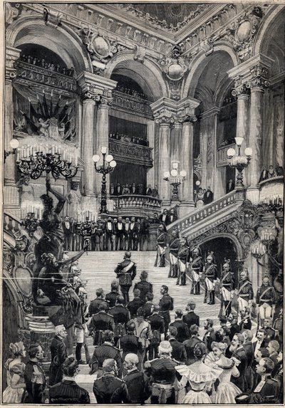 Rosyjscy marynarze wspinają się po wielkich schodach podczas wieczoru galowego w Operze Garnier w Paryżu. Grawerowanie w „Le Petit Parisien”” w dniu 29.10.1893. autorstwa Anonymous Anonymous