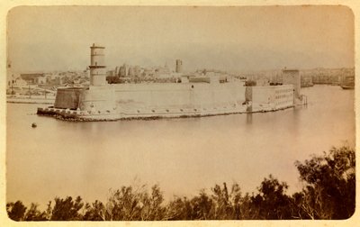 Marsylia i okolice ok. 1885 -1890: Fort Saint Jean, widok z Pharo, zbiory prywatne autorstwa Anonymous Anonymous