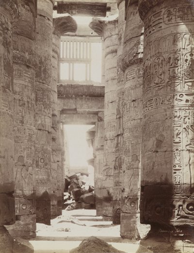 Hypostyle Hall w Świątyni Karnaku, widok na Hypostyle Hall autorstwa Antonio Beato