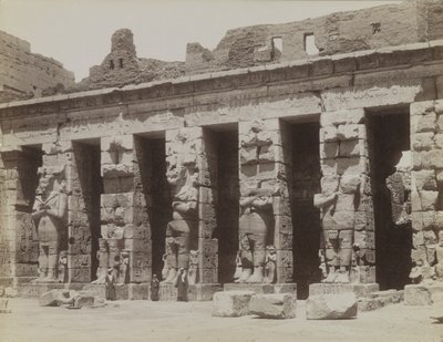 Medinet Habu autorstwa Antonio Beato