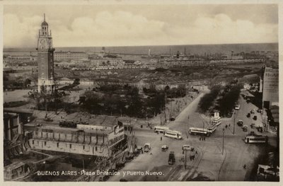 Plaza Britanica i Puerto Nuevo, Buenos Aires, Argentyna autorstwa Argentinian Photographer