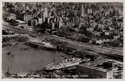 Port i częściowy widok na miasto, Buenos Aires, Argentyna autorstwa Argentinian Photographer