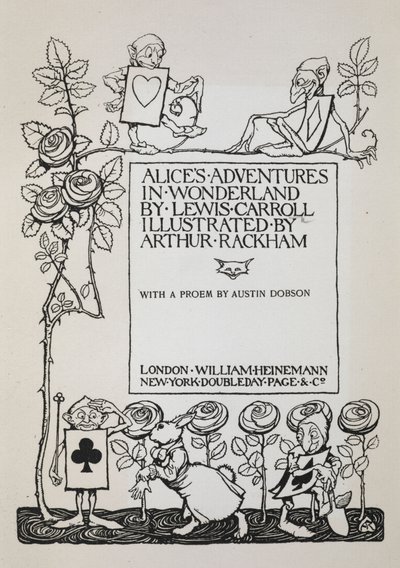Strona tytułowa z krzakiem róży, Białym Królikiem i mężczyznami przebranymi za karty autorstwa Arthur Rackham