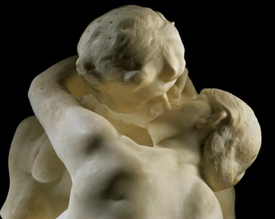 "Pocałunek" (detal) 1888-1889 (marmur) autorstwa Auguste Rodin