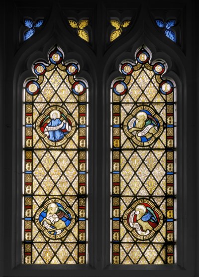 Okno na ścianie południowej autorstwa Augustus Welby Northmore Pugin
