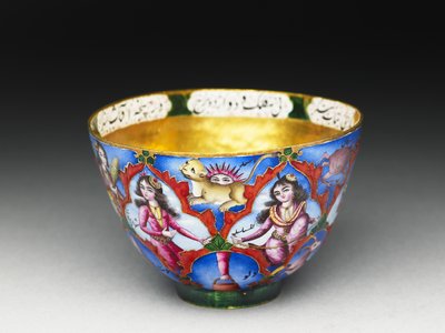 Misa z pokrywką, spodek i łyżka z dekoracją astrologiczną, początek XIX w. autorstwa Baqir