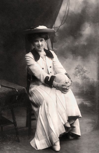 Decima Moore 1871-1964, angielska aktorka, 1907. autorstwa Bassano Studio