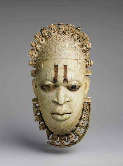 Maska wisiorek Iyoba (królowa matka) autorstwa Benin Benin