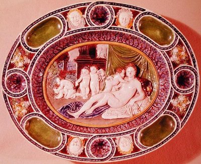Talerz owalny przedstawiający kobietę przedstawiającą płodność (fajans) autorstwa Bernard Palissy