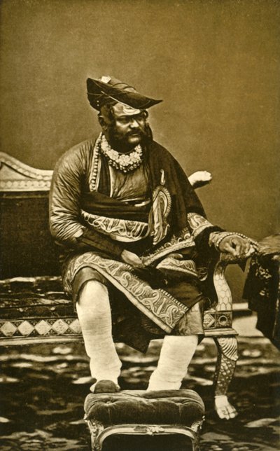 H.H. General The Maharajah Sindhia of Gwalior G.C.B., G.C.S.I., c1870, 1901. autorstwa Bourne and Shepherd