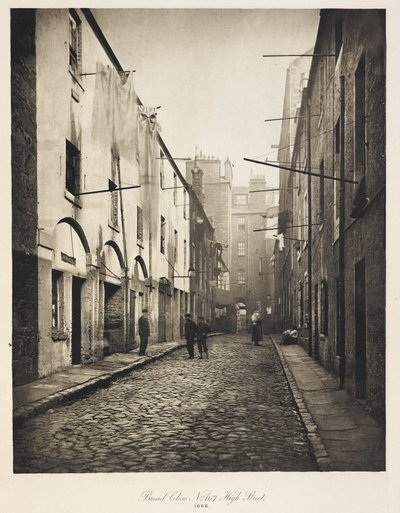 Broad Close No. 167 High Street, od The Old Closes and Streets of Glasgow autorstwa British School