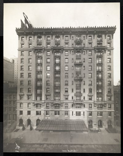 Hotel Woodstock przy 127 West 43rd Street, Nowy Jork, 1911 lub 1912 (srebrny odbitka żelatynowa) autorstwa Byron Company