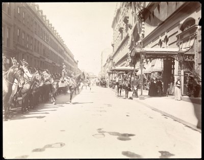 Sztab gubernatora w oczekiwaniu na przybycie Li Hung Chang w hotelu Waldorf Astoria, Nowy Jork, 1896 (srebrny odbitka żelatynowa) autorstwa Byron Company