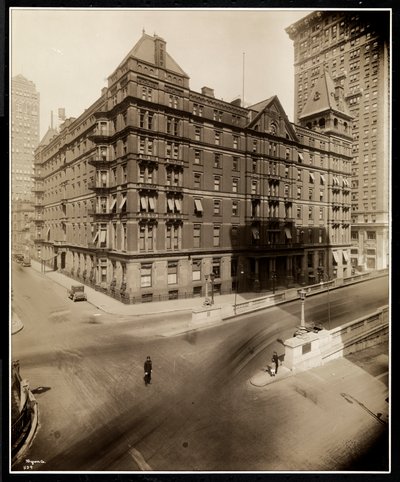 The Murray Hill Hotel, Park Avenue i 40th Street, Nowy Jork, 1919 (srebrny odbitka żelatynowa) autorstwa Byron Company