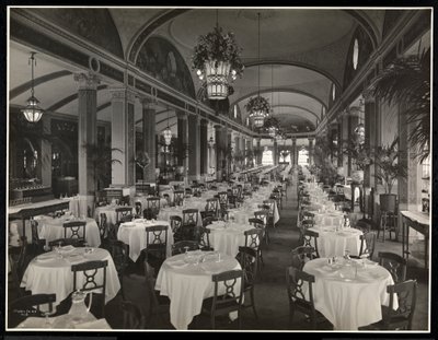 Restauracja w ogrodzie na dachu Hotelu Pennsylvania, 1919 (odbitka żelatynowa) autorstwa Byron Company