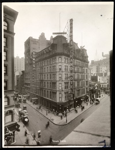 Widok na Grand Hotel ay 31st Street i Broadway, Nowy Jork, ok. 1914 (srebrny odbitka żelatynowa) autorstwa Byron Company