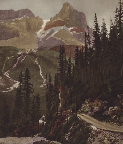 Cathedral Peak, wysokość 10 454 stóp (kolorowe zdjęcie) autorstwa Byron Hill Harmon