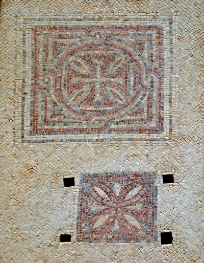 Fragment krzyży z mozaikowej podłogi kościoła bizantyjskiego w Shoham, Izrael, ok. V wne (mozaika) autorstwa Byzantine Byzantine
