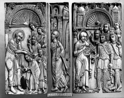 Trzy tablice z tronu podobno pochodzą z Grado, VI-VII lub XI w. autorstwa Byzantine School