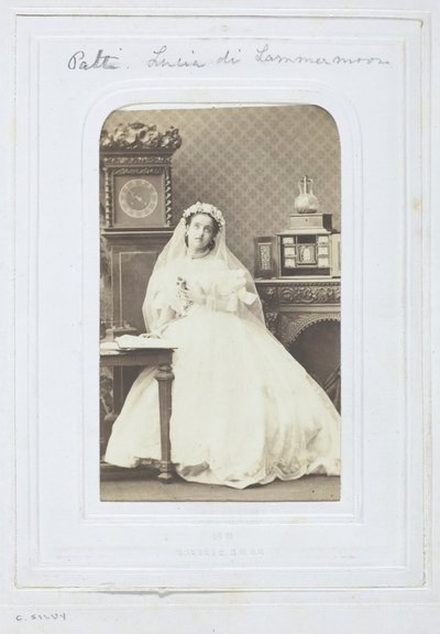 Adelina Patti, 1860-69. autorstwa Camille Silvy