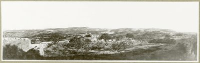 Betlejem: widok na południe z Herodium w oddali, 1917 autorstwa Capt. Arthur Rhodes