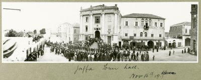 Ratusz w Jaffie, 16 listopada 1917 r. autorstwa Capt. Arthur Rhodes