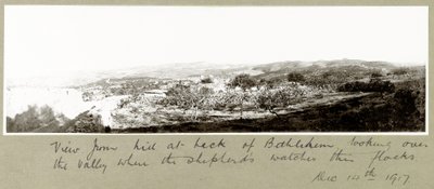 Widok ze wzgórza za Betlejem, 14 grudnia 1917 autorstwa Capt. Arthur Rhodes