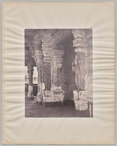 Pudhu Mandapa a Tirumala Nayak (r. 1623-59), świątynia Meenakshi Sundareshwar, Madurai autorstwa Captain Linnaeus Tripe