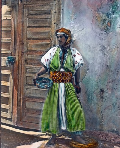 Maroko, dziewczyna Kabyle z grupy etnicznej Berberów, data zdjęcia: około 1910 r. Archiwum Carla Simona autorstwa Carl Simon