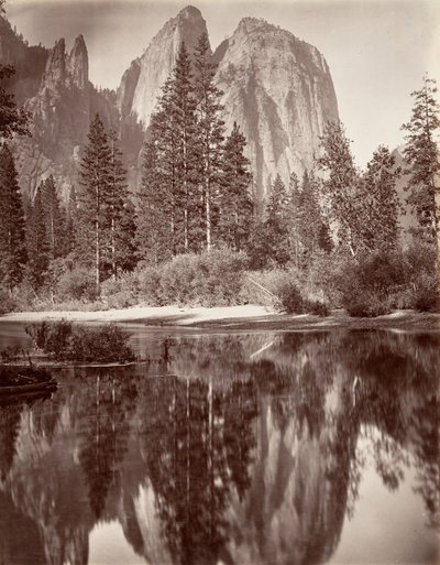 Lustrzany widok skał katedralnych, Yosemite, ca. 1872, wydrukowany ca. 1876. autorstwa Carleton E. Watkins.