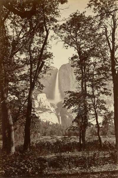 Wodospad Yosemite, 2634 ft. autorstwa Carleton E. Watkins