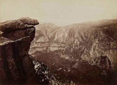 Yosemite Falls z Glacier Point autorstwa Carleton E. Watkins
