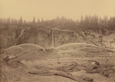 Malakoff Diggins, North Bloomfield, hrabstwo Nevada, 1871 r. (zdjęcie ilustracyjne) autorstwa Carleton Emmons Watkins