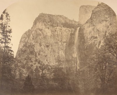 Napęd, welon ślubny, 900 stóp, Yosemite, 1861. autorstwa Carleton Emmons Watkins